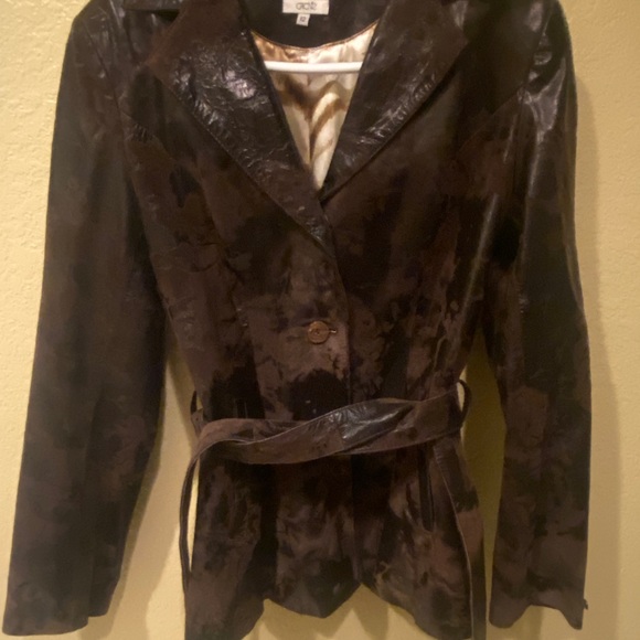 Cache Brown Leather and Faux Fur Jacket size 12. Excellent Condition, very rare! - Picture 11 of 16